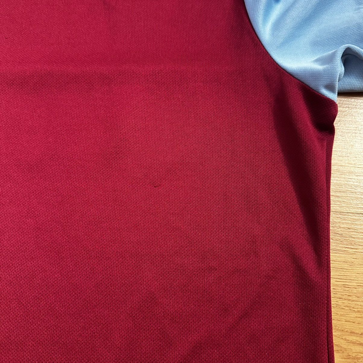 Umbro × Vintage Vintage West Ham 2019-2020 Umbro Jersey Size US M / EU 48-50 / 2 - 11 Thumbnail