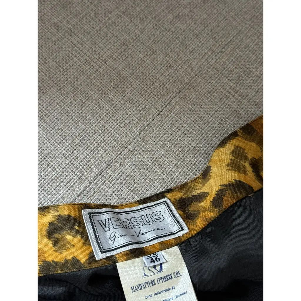 Versus VERSUS GIANNI VERSACE Vintage Skirt Suit Set – Size IT 46 Size 32" / US 10 / IT 46 - 13 Thumbnail