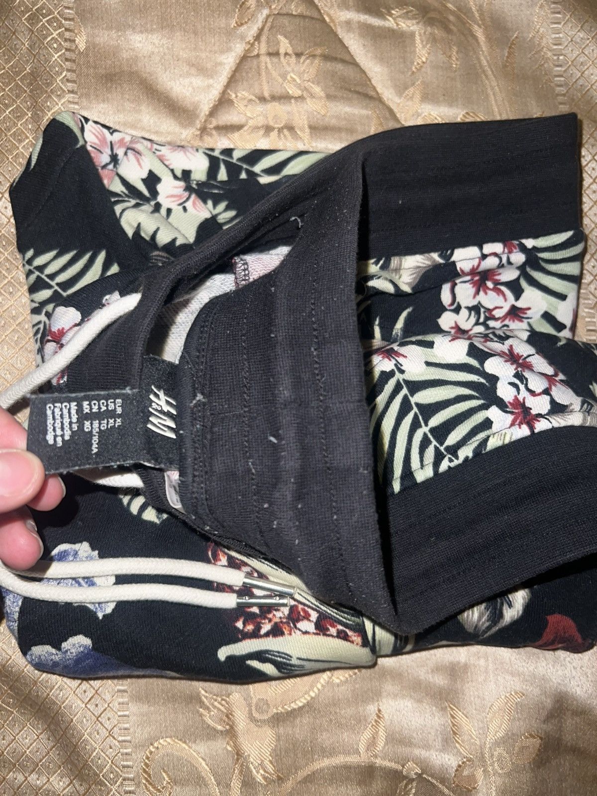 H&M SIZE XL H&M Floral Mens Shorts Size US 44 / EU 60 - 3 Thumbnail