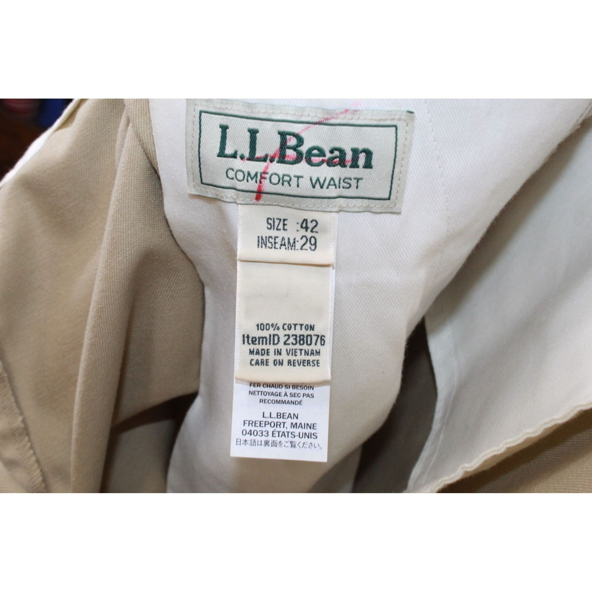 L.L. Bean LL Bean Men's Wrinkle Free Chinos Natural Fit Pleated Size US 42 / EU 58 - 7 Thumbnail
