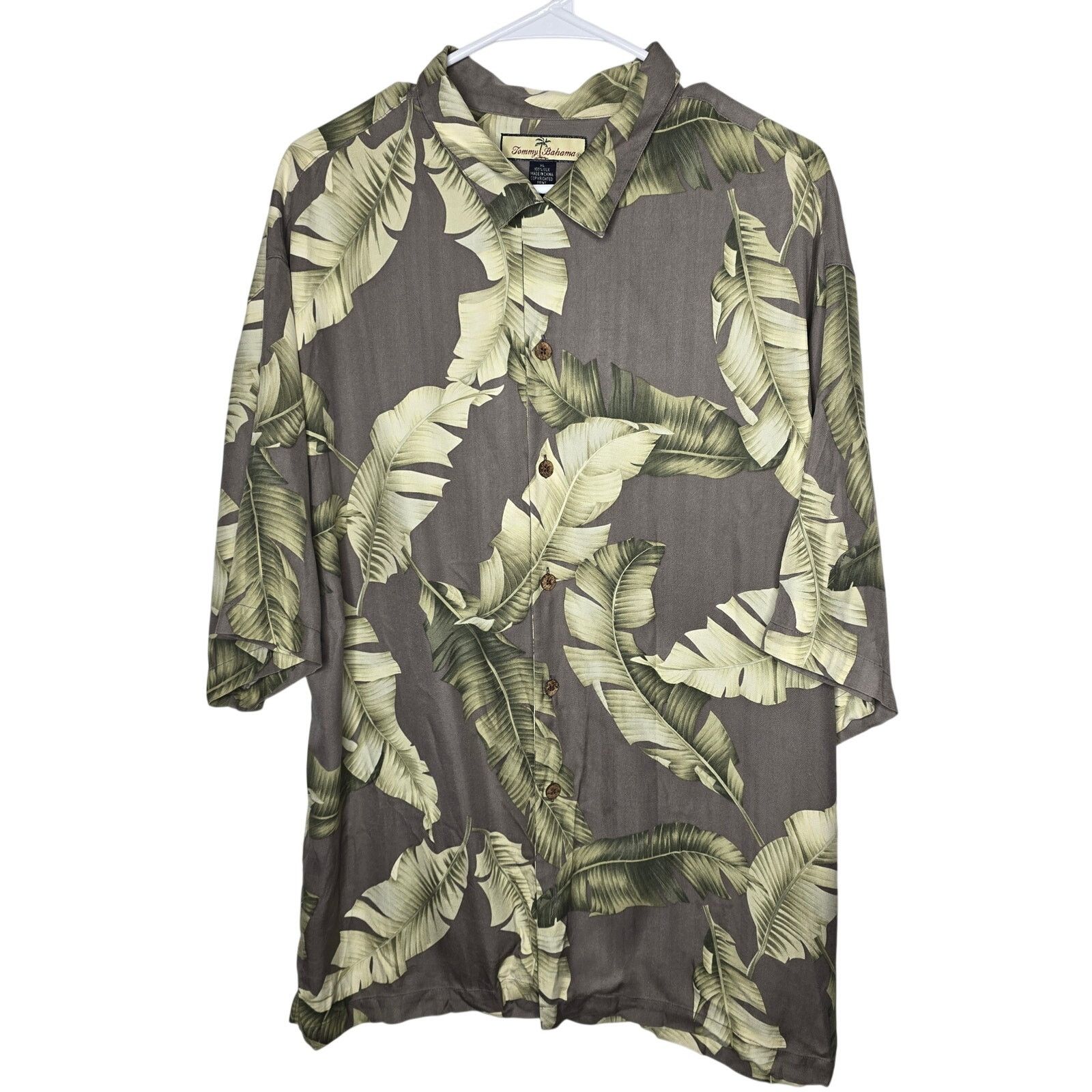 Tommy Bahama Tommy Bahama 100% Silk Leaf Print Button-up Shirt Size XL Size US XL / EU 56 / 4 - 1 Thumbnail