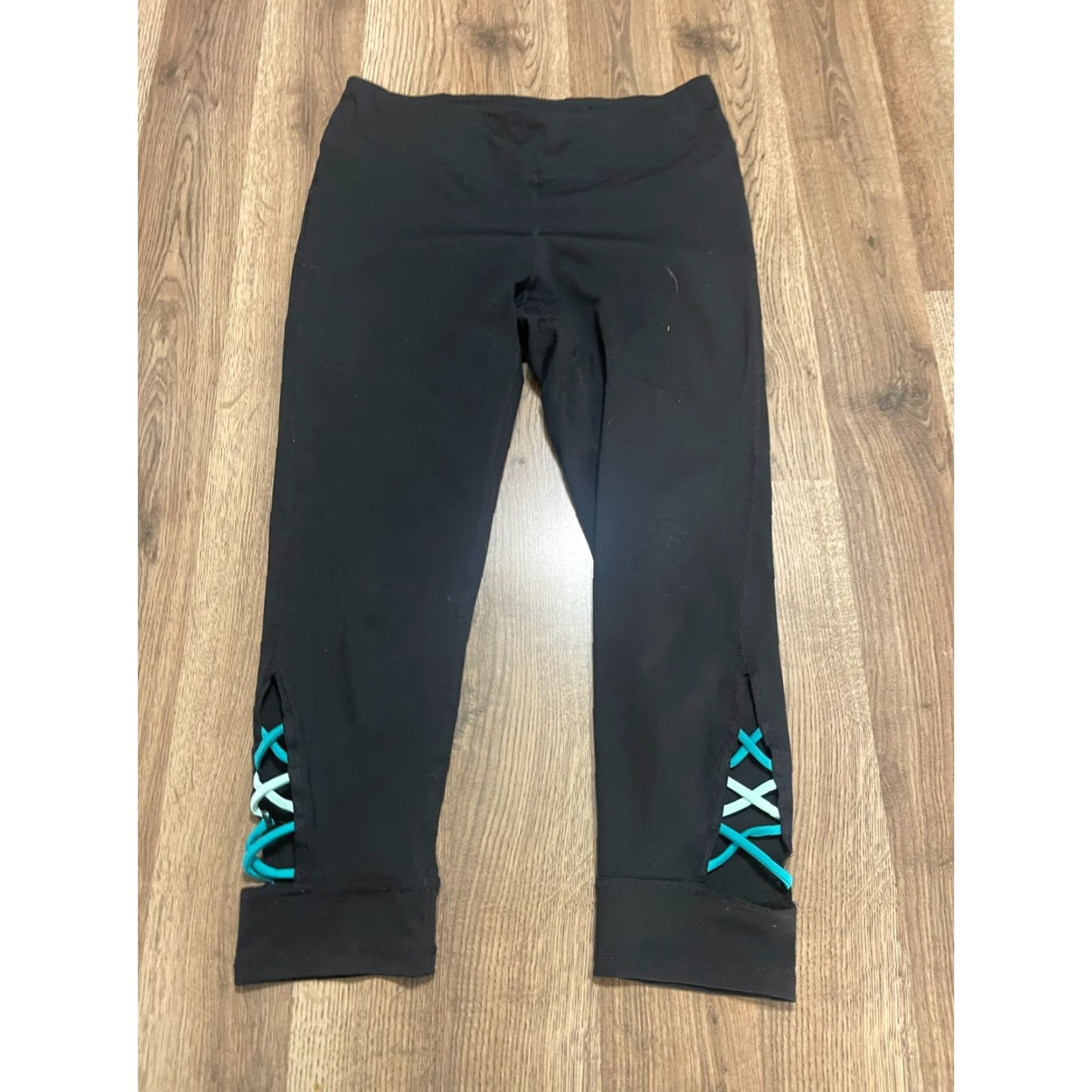 Vintage Gaiam Pants Womens Size Medium Black Pull On Leggings Capris Capri Skinny Inseam 20.5 in Casual Vintage No Size 32" / US 10 / IT 46 - 2 Thumbnail