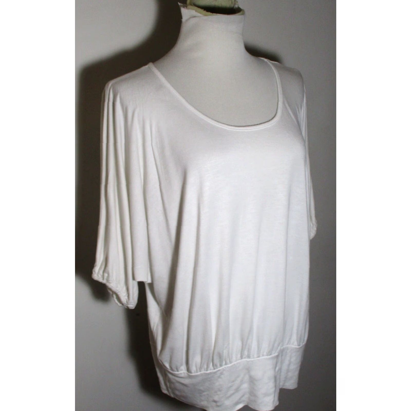 Vintage Eight Sixty White Rayon Stretch Top XL Blouse Women Regular Short Sleeve Wear Dressy Casual 95% Rayon 5% Spandex Knit Boat Neck Knit Top Size XL / US 12-14 / IT 48-50 - 3 Thumbnail