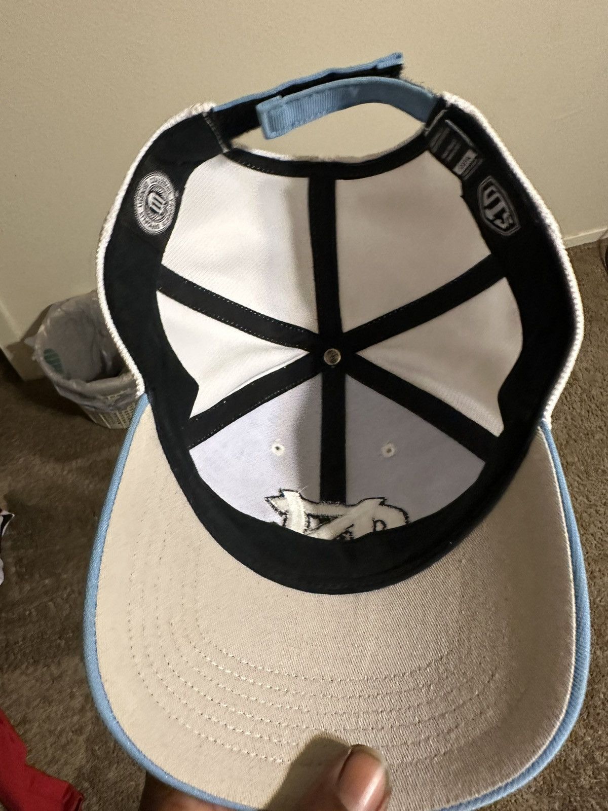 NCAA × Vintage Vintage NCAA North Carolina Tar Heels “baby blue” hat 00s Size ONE SIZE - 7 Thumbnail
