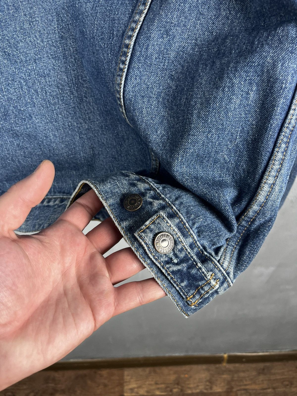 Levi's Vintage Clothing Levis denim jacket vintage 90s Size US XL / EU 56 / 4 - 12 Thumbnail