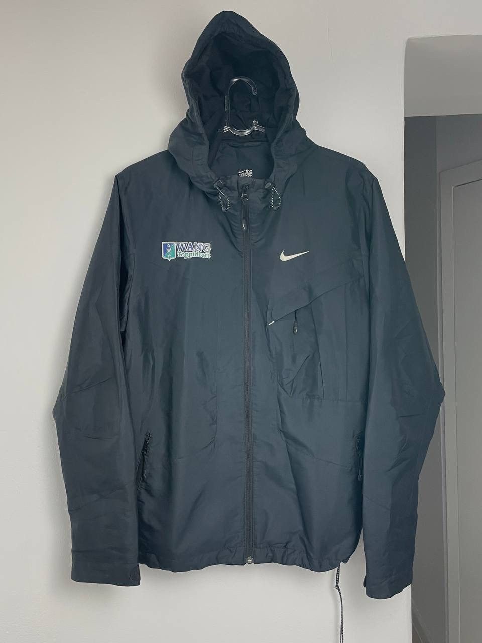 Nike × Vintage Nike Light Jacket Neylon Center Swoosh Oversized Y2K Size US S / EU 44-46 / 1 - 1 Thumbnail