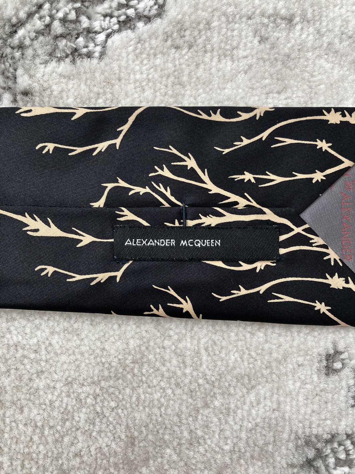 Alexander McQueen S/S 1996 “The Hunger” Silk Thorn Necktie Size ONE SIZE - 7 Thumbnail