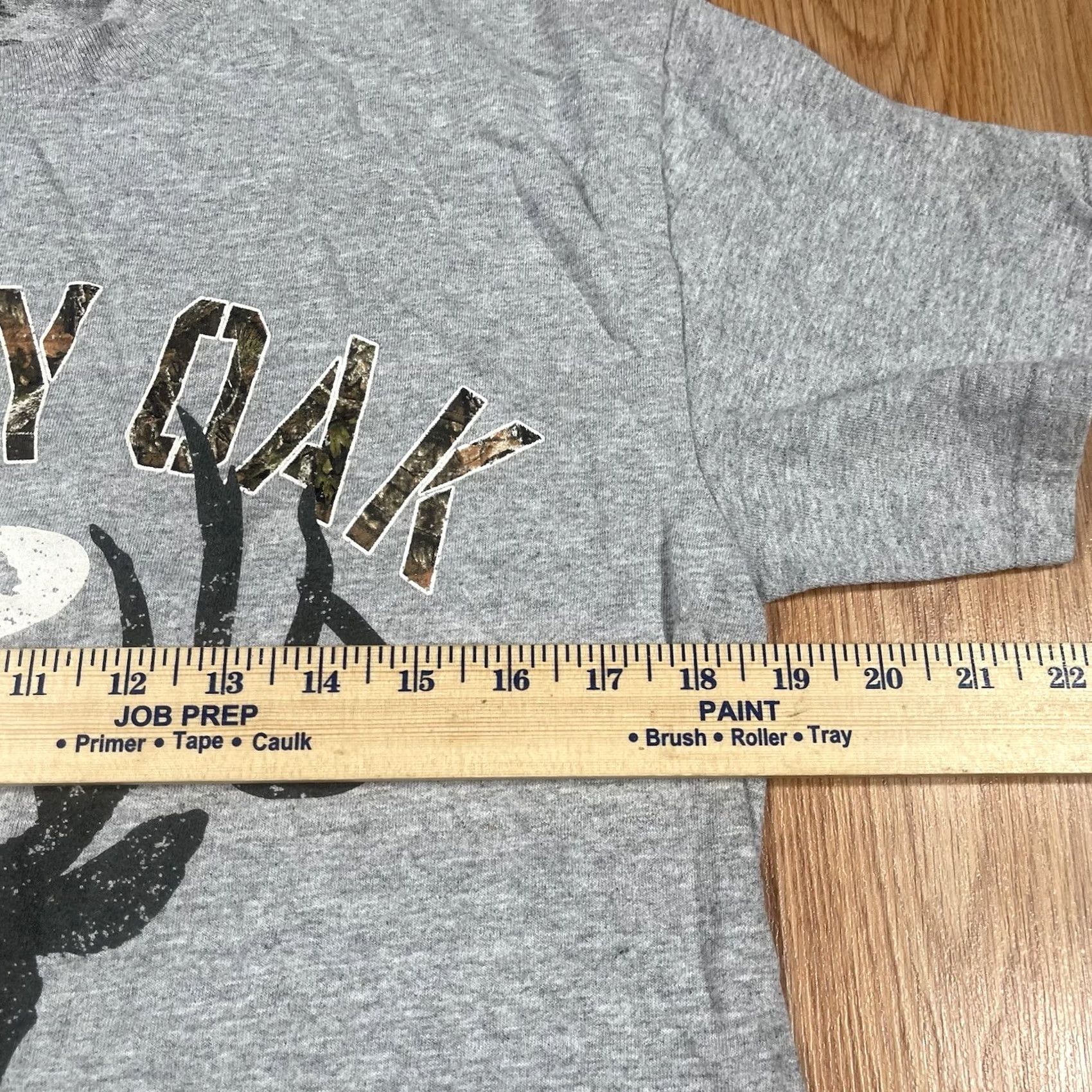 Vintage Mossy Oak Graphics T-Shirt Adults M Medium Cotton Polyester Crewneck ShortSleeve Gray Summer Classic Size US M / EU 48-50 / 2 - 7 Thumbnail