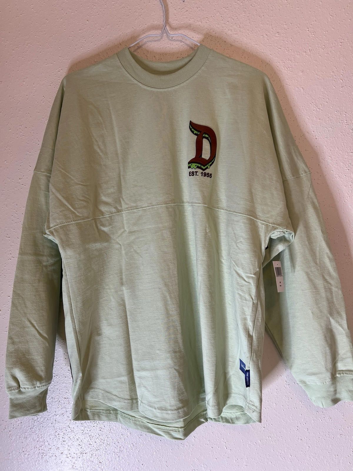 nwt disneyland spirit jersey small