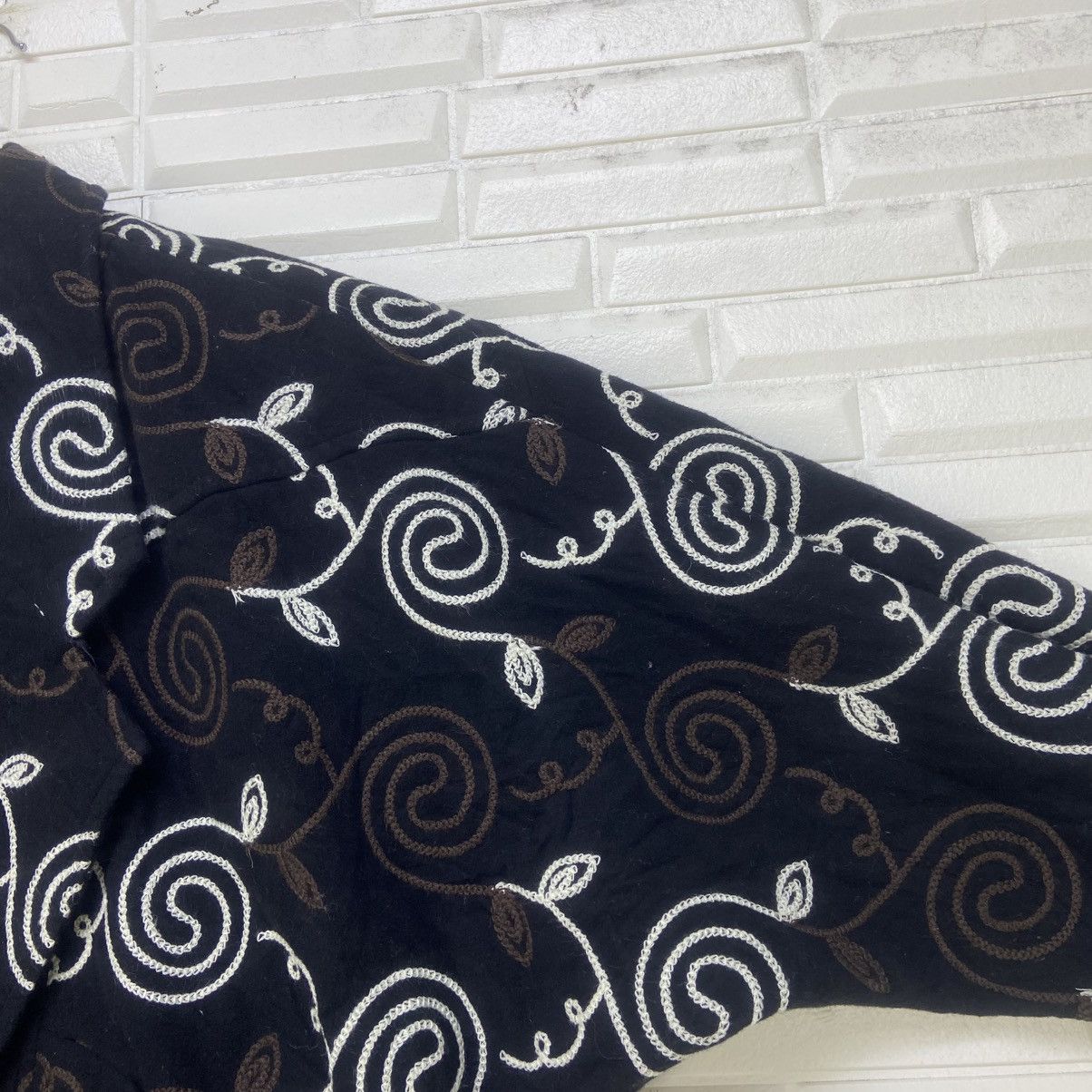 Japanese Brand 🔥Japanese Brand Flower Embroidery Loose Bomber Style Size M / US 6-8 / IT 42-44 - 12 Thumbnail