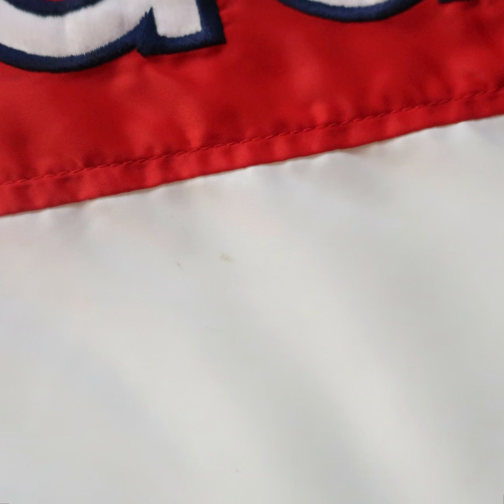 Adidas Vintage Adidas Big Logo Satin Jacket Men Large White Red 80s Varsity Brand Logo 80s Size US L / EU 52-54 / 3 - 5 Thumbnail