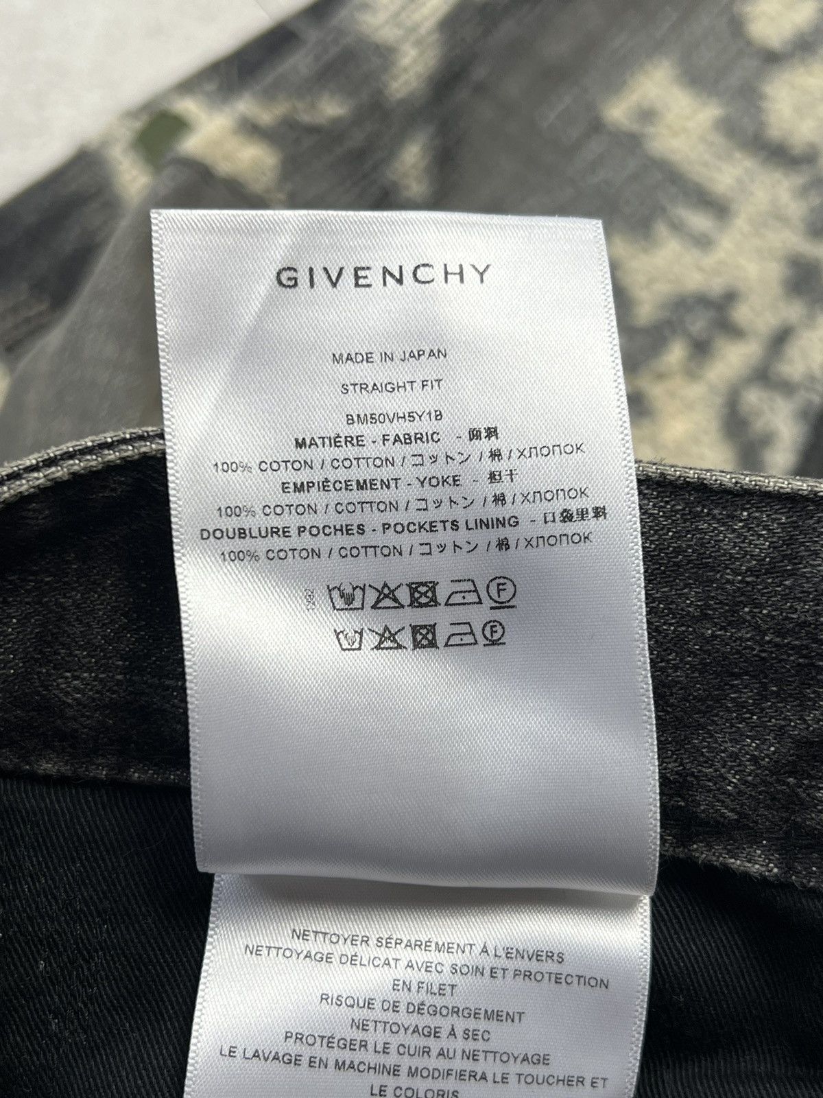 Givenchy Givenchy Matthew Williams Jeans In Destroyed Denim Moleskin Size US 31 - 5 Thumbnail