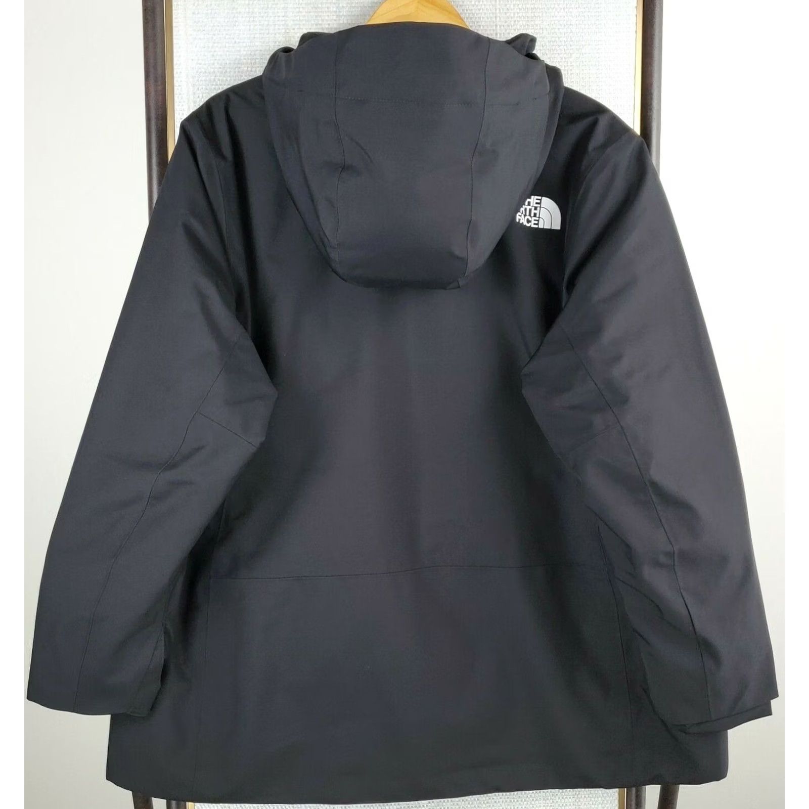 The North Face The North Face Women's 1X Primaloft Hooded Jacket Coat Black XL New with Tags Size XL / US 12-14 / IT 48-50 - 4 Thumbnail