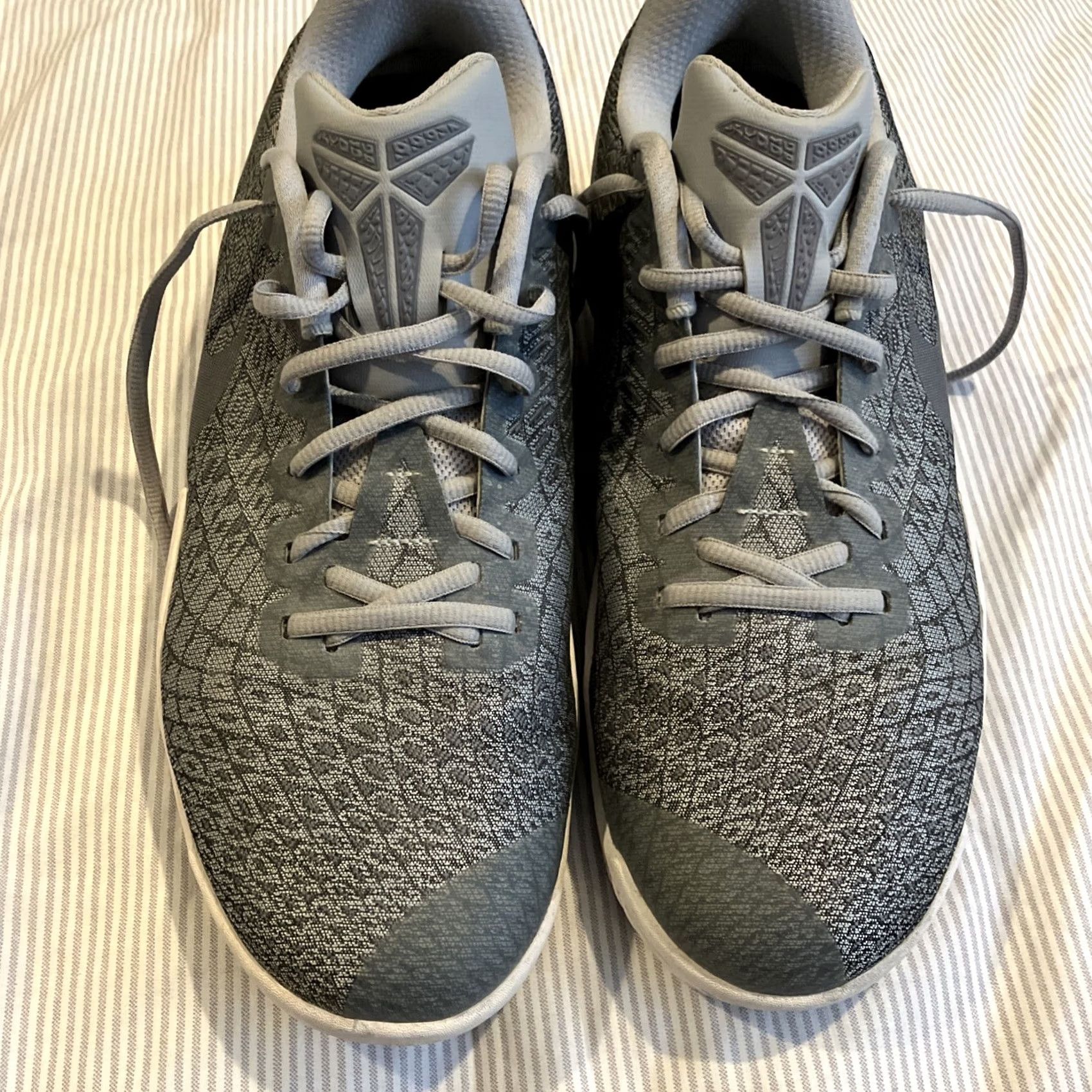 Nike Nike Kobe Mamba Instinct Sneaker 2016 Pure Platinum Gray Men's Size 12 852473-002 Size US 11 / EU 44 - 2 Thumbnail