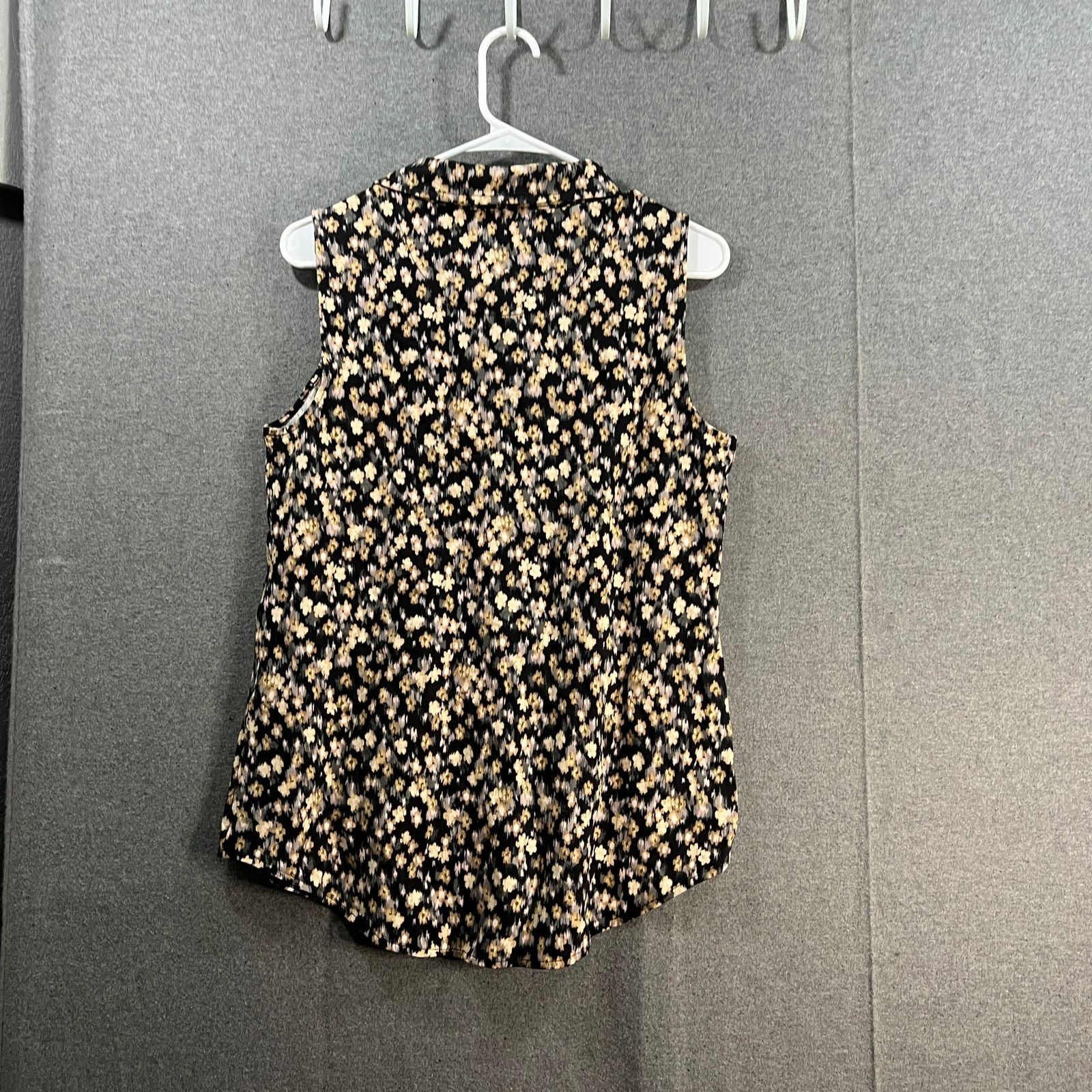 Isaac Mizrahi Isaac Mizrahi LIVE! Sleeveless Button Polo Top Black Size M / US 6-8 / IT 42-44 - 2 Thumbnail