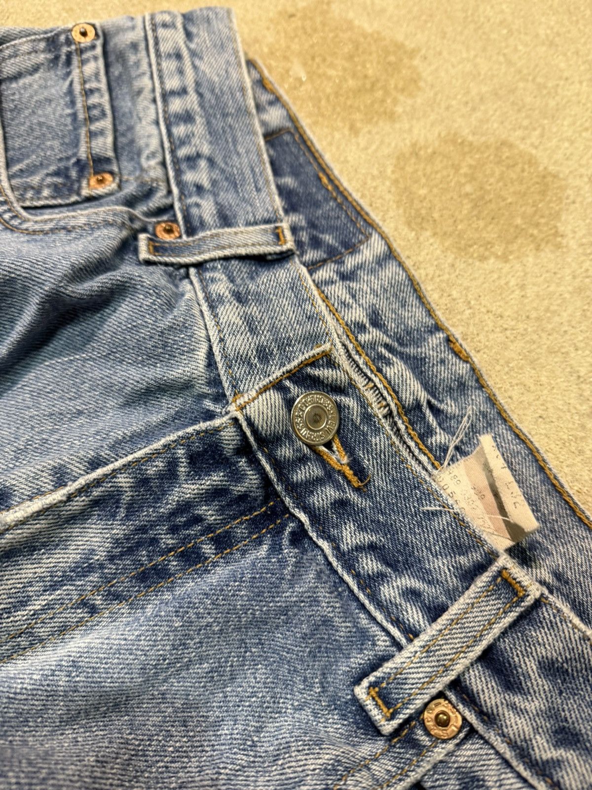 Levi's Vintage Levi’s 560 Relaxed Fit Jeans – Made in USA Era Size US 34 / EU 50 - 8 Thumbnail