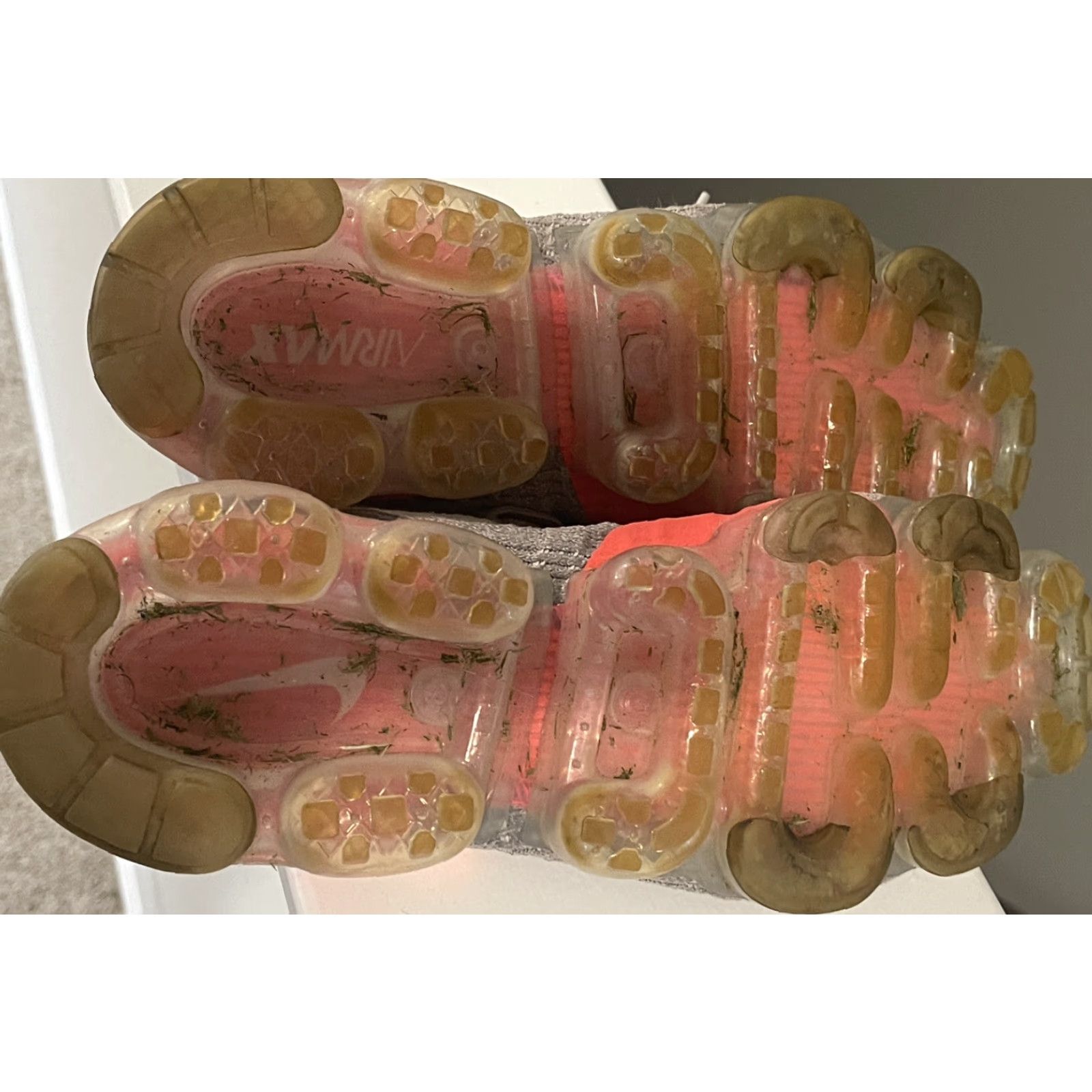 Nike NIKE Air VaporMax Flyknit 2 Multicolor Running Sneakers Women Low Top Size 11.5 2018 Size US 11.5 / IT 41.5 - 6 Thumbnail