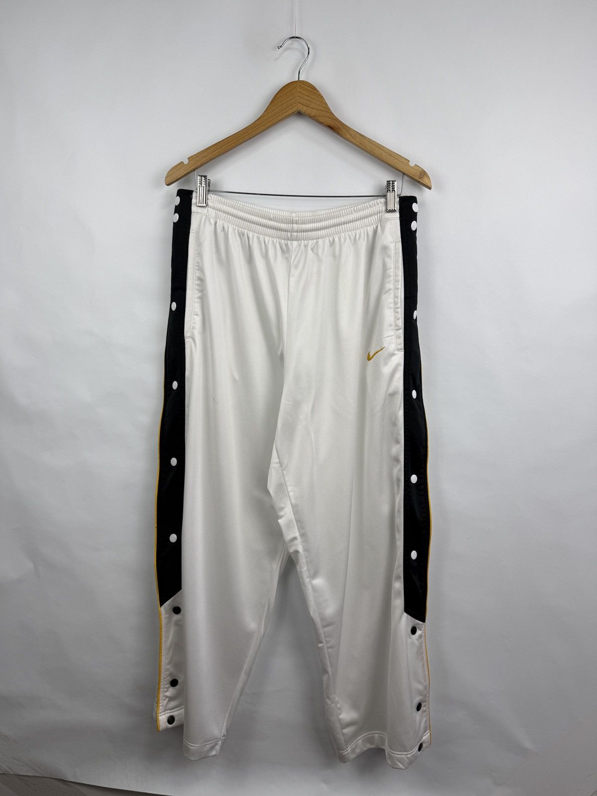 Nike 🇺🇸 Vintage 90s Nike Gold Logo Tracksuit Jacket Pants Rare Y2K Size US L / EU 52-54 / 3 - 9 Thumbnail