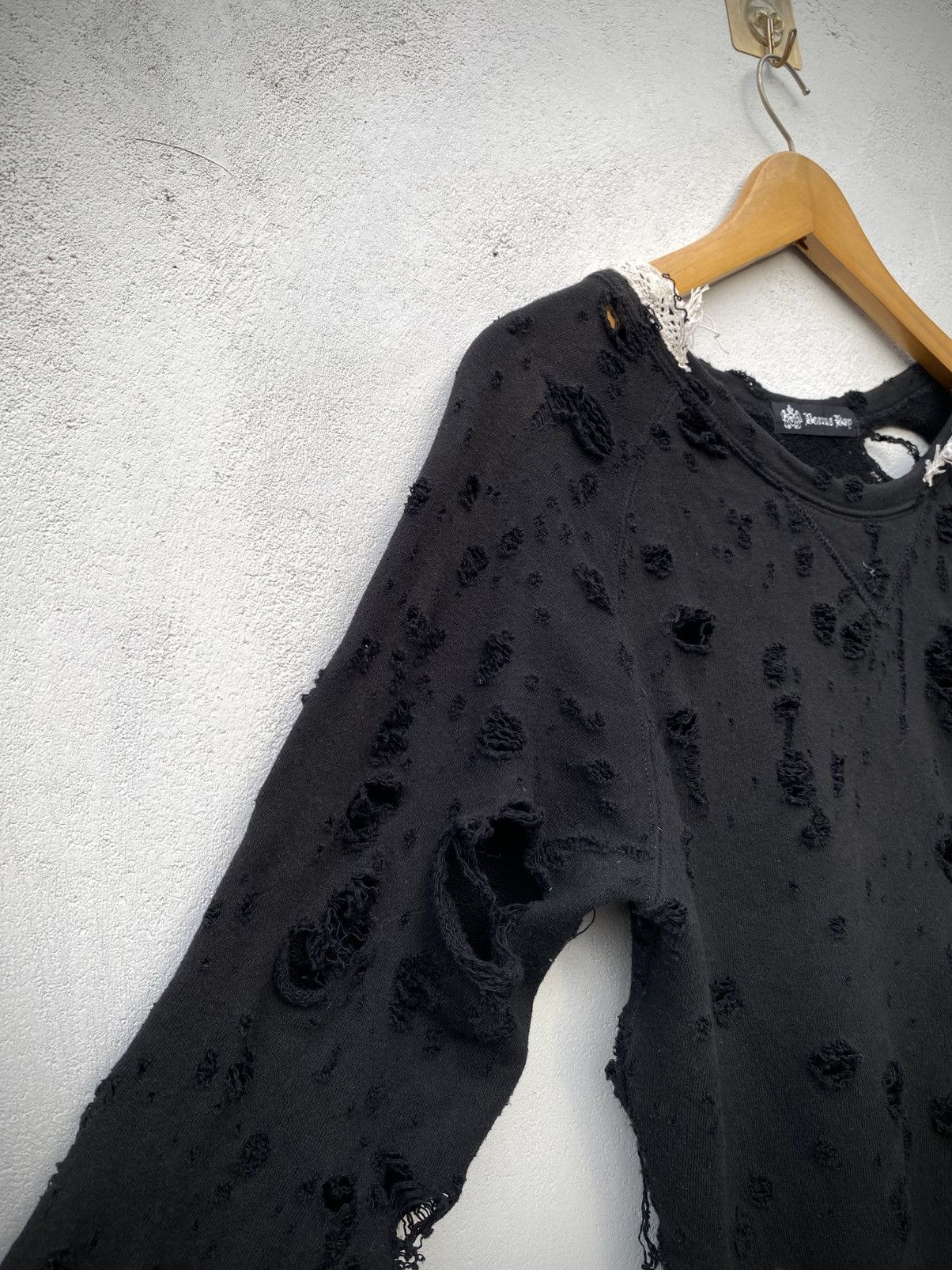 Share Spirit Homme BEAMS DISTRESSED SWEATSHIRT Size US S / EU 44-46 / 1 - 3 Thumbnail
