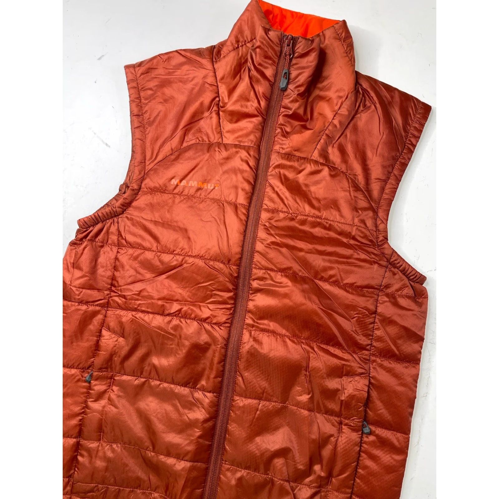 Mammut Mammut Women's Vest Full Zip Insulated Poly Fill Orange Size S Quilted Lining Polyester Polyamide Pocket Unknown Country of Origin N/A Size S / US 4 / IT 40 - 2 Thumbnail