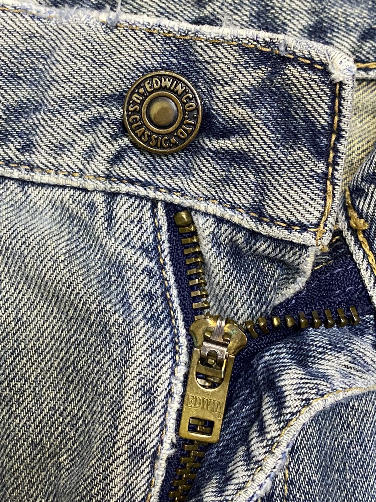 Edwin Vintage Edwin US CLASSIC Faded Wash Destroyer Loose Jeans Size US 32 / EU 48 - 9 Thumbnail