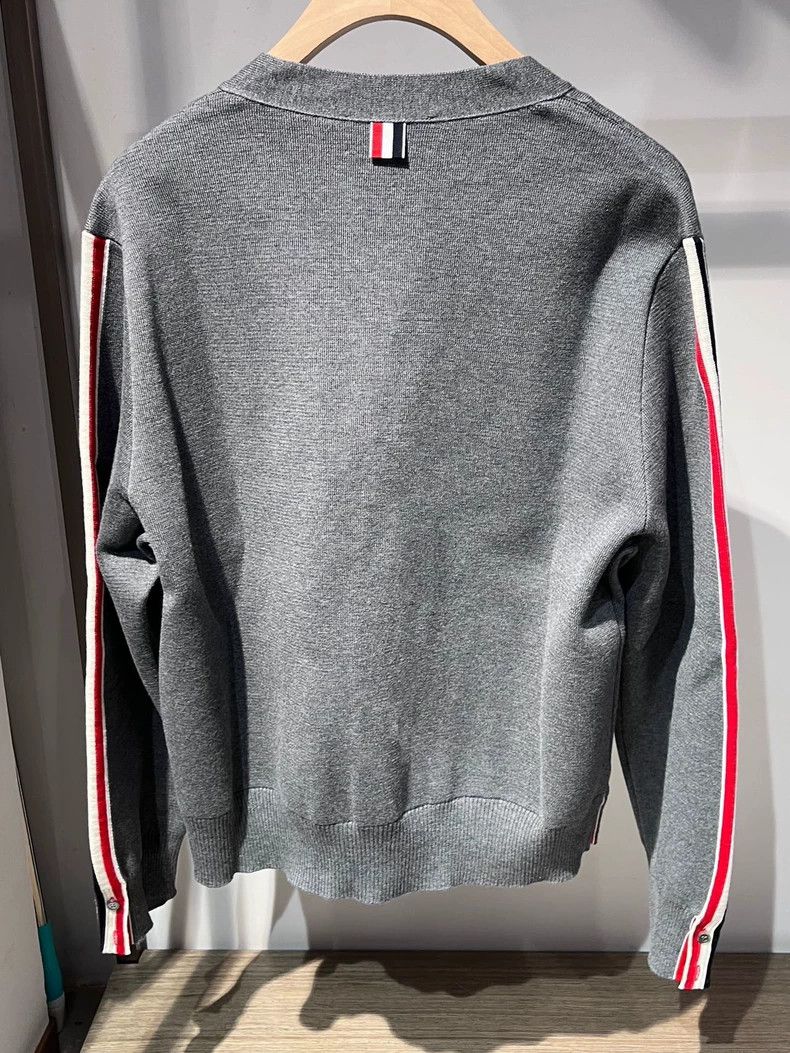 Thom Browne Thom Browne Grey cardigan Size US XL / EU 56 / 4 - 2 Thumbnail