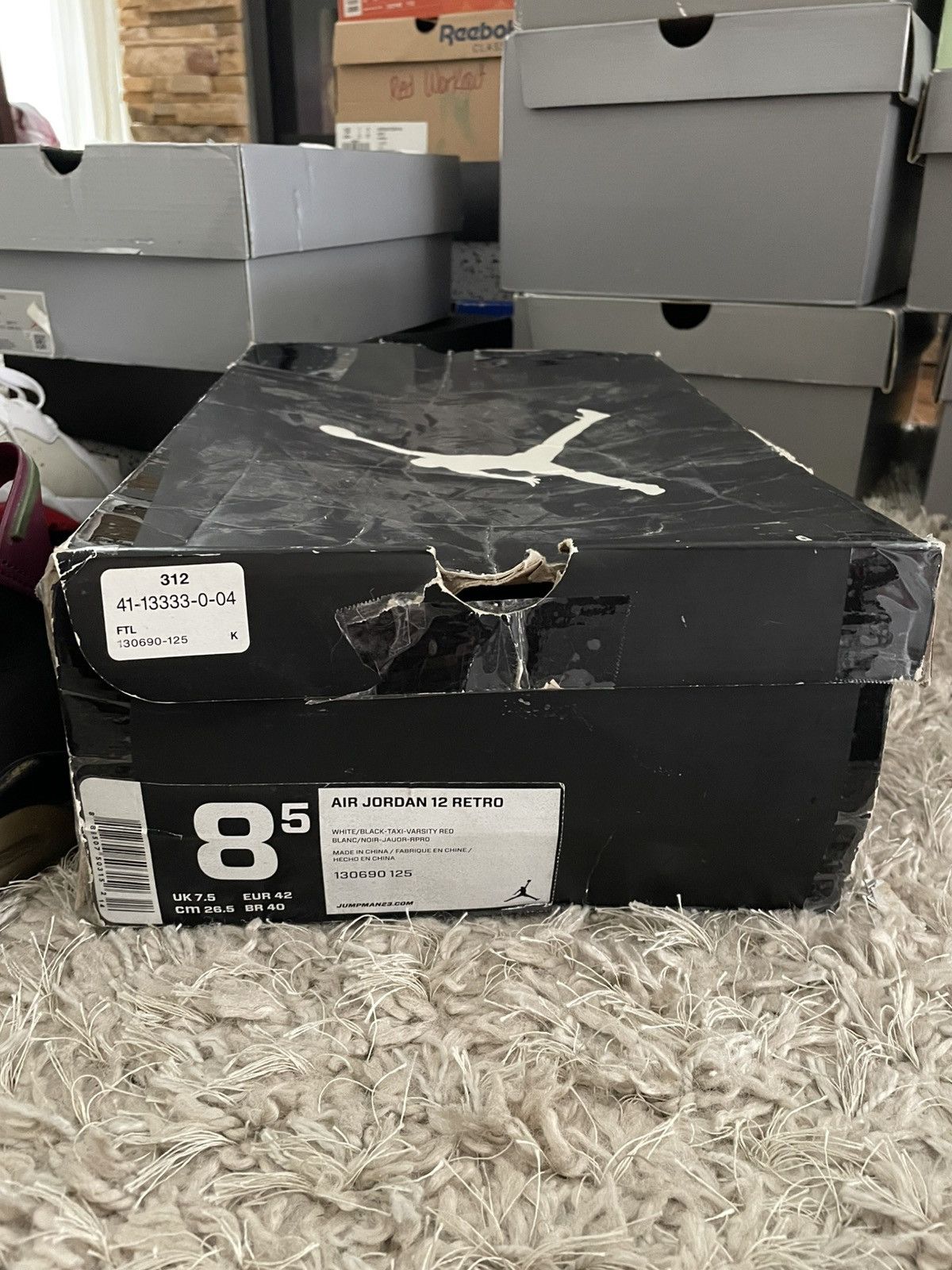 Jordan Brand Jordan 12 Taxi 2013 Size US 8.5 / EU 41-42 - 9 Thumbnail