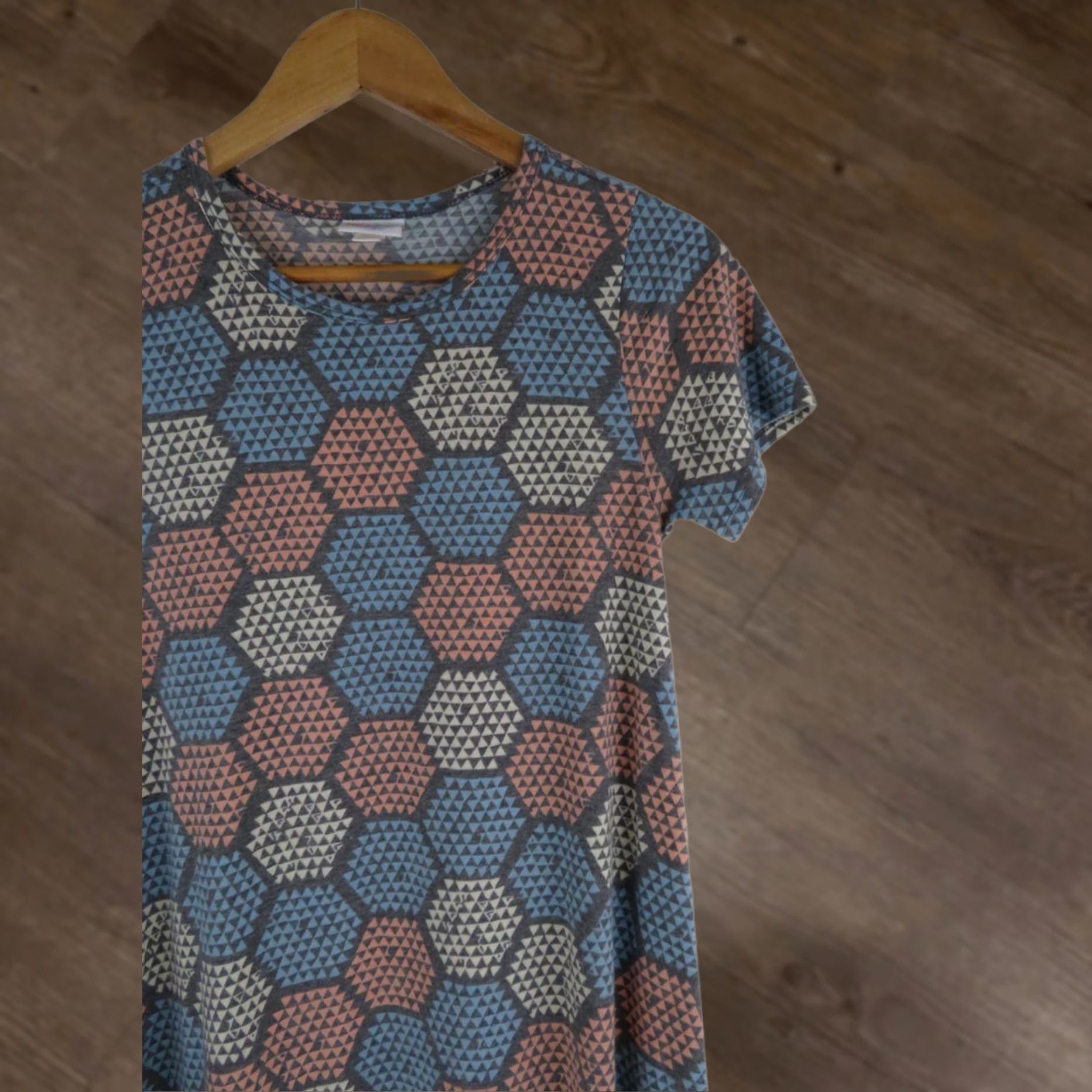 Vintage LuLaRoe Dress Womens 2XS Carly XXS Swing High Low All Over Print Stretch Geometric Size XXS / US 00 / IT 34 - 1 Thumbnail
