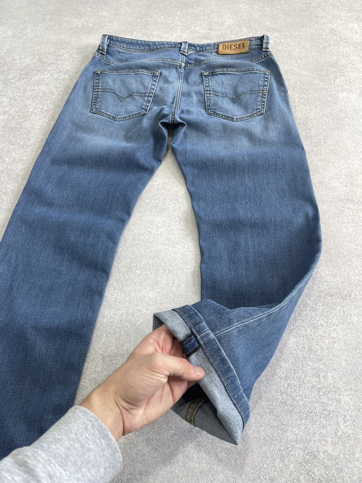 Diesel Diesel Larkee Straight Fit y2k Low Rise Leather Patch Jeans Size US 33 - 5 Thumbnail