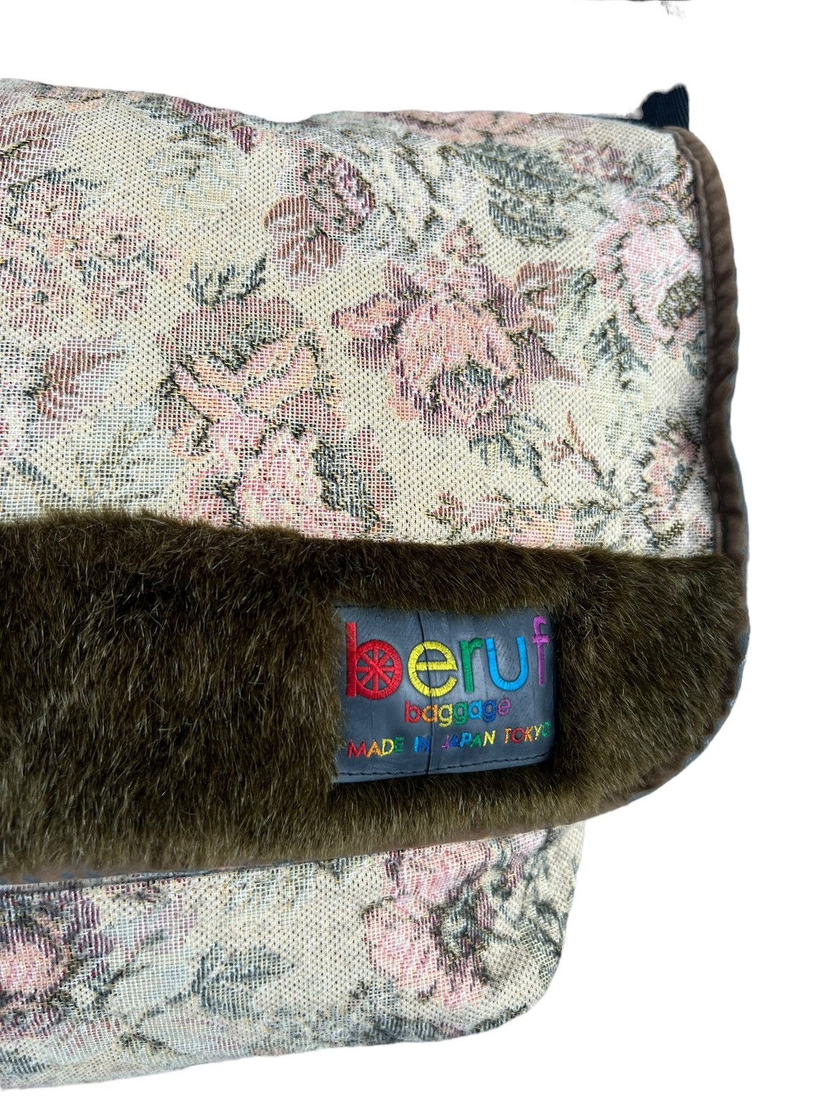 Vintage Vintage Beruf Baggage Japan Jacquard Messenger Bag Size ONE SIZE - 7 Thumbnail