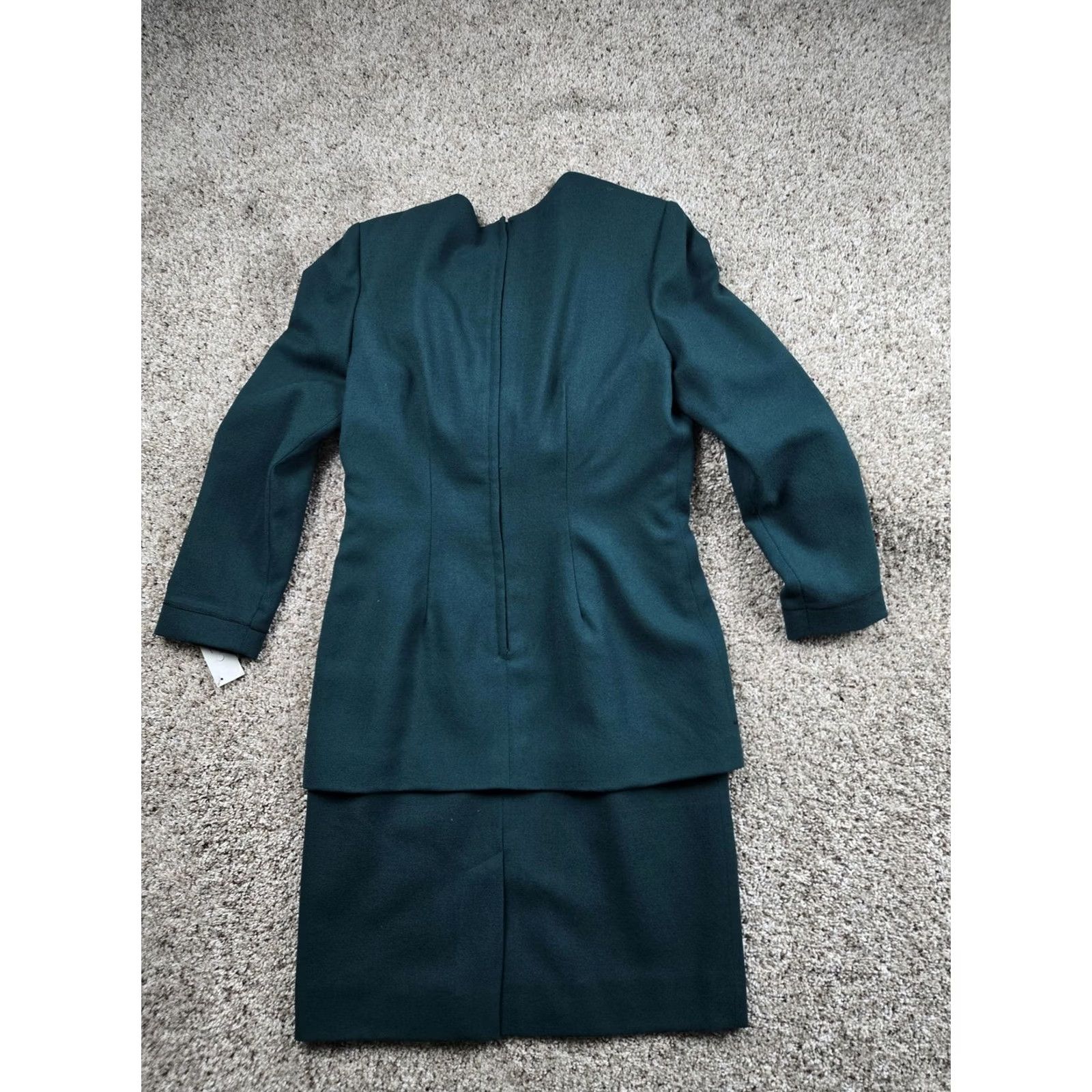 Talbots VINTAGE Talbots Petites Skirt Suit Womens 10P Green Wool Dress 1 Piece Made USA Size 32" / US 10 / IT 46 - 6 Thumbnail