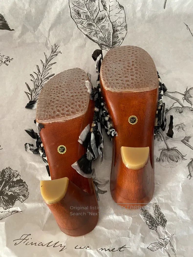 Share Spirit Homme Share Spirit Homme Wooden sole sandals, flip flops Size US 6.5 / IT 36.5 - 4 Thumbnail