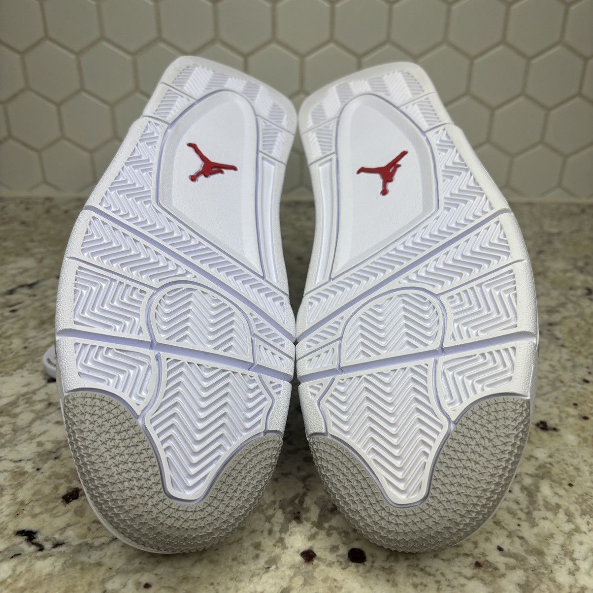 Jordan Brand Size 10.5-Jordan 4 Retro White Oreo (2021) CLEAN W/Box Size US 10.5 / EU 43-44 - 10 Thumbnail