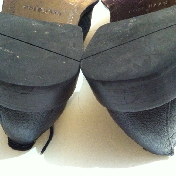 Cole Haan COLE HAAN MENS BLACK LEATHER DRESS SHOES SIZE: 9.5M Size US 9.5 / EU 42-43 - 7 Thumbnail