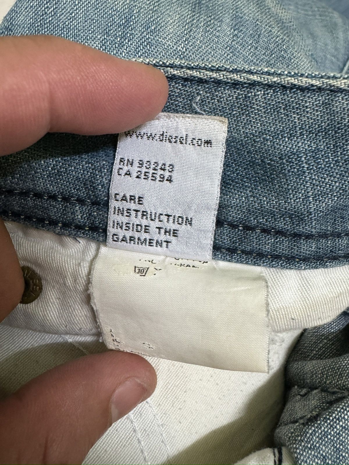 Diesel Diesel Zathan Regular Bootcut Light Wash Denim Jeans Y2K Size US 30 / EU 46 - 13 Thumbnail
