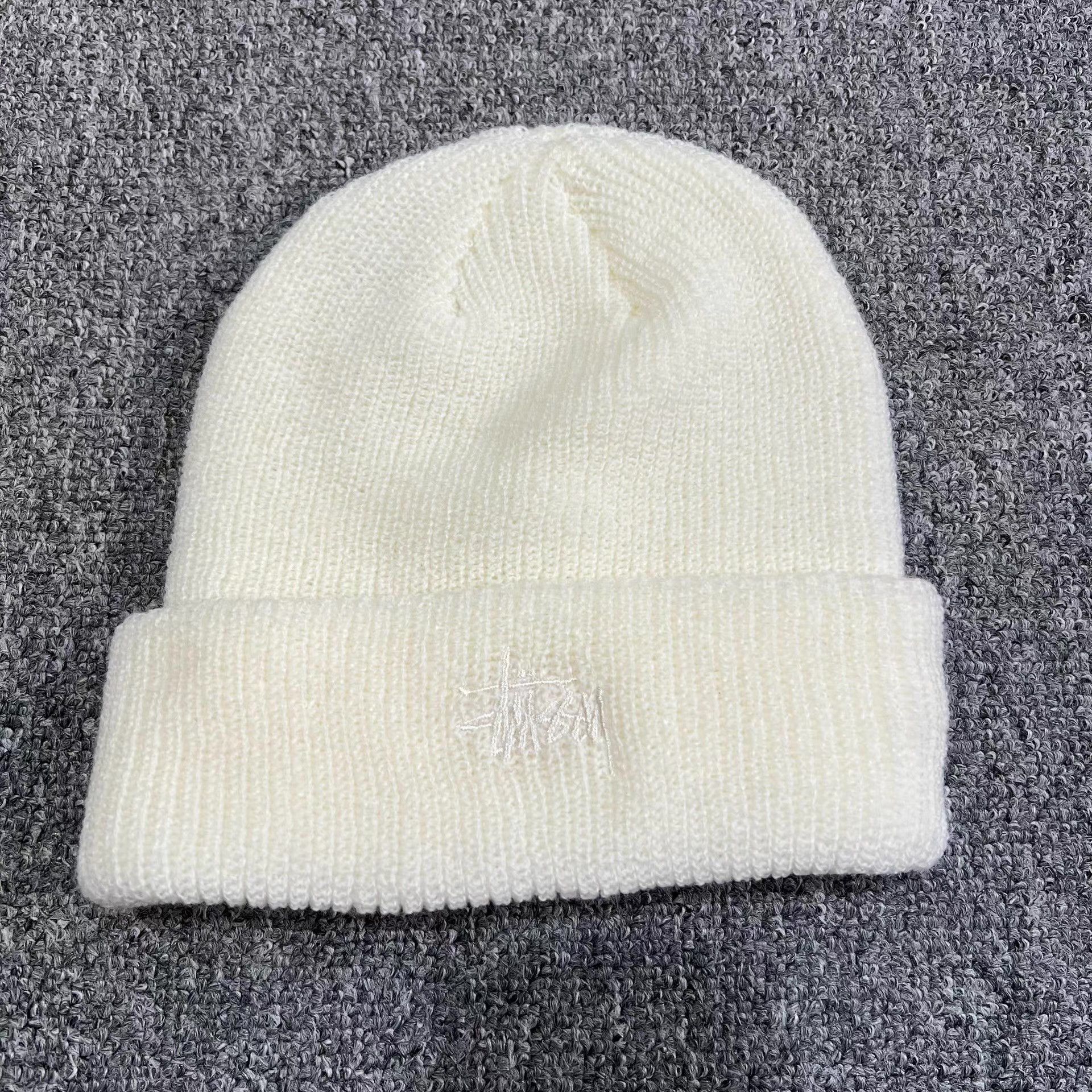 Stussy Stussy Classic Solid Color Embroidered Logo Beanie Q7 Size ONE SIZE - 9 Thumbnail