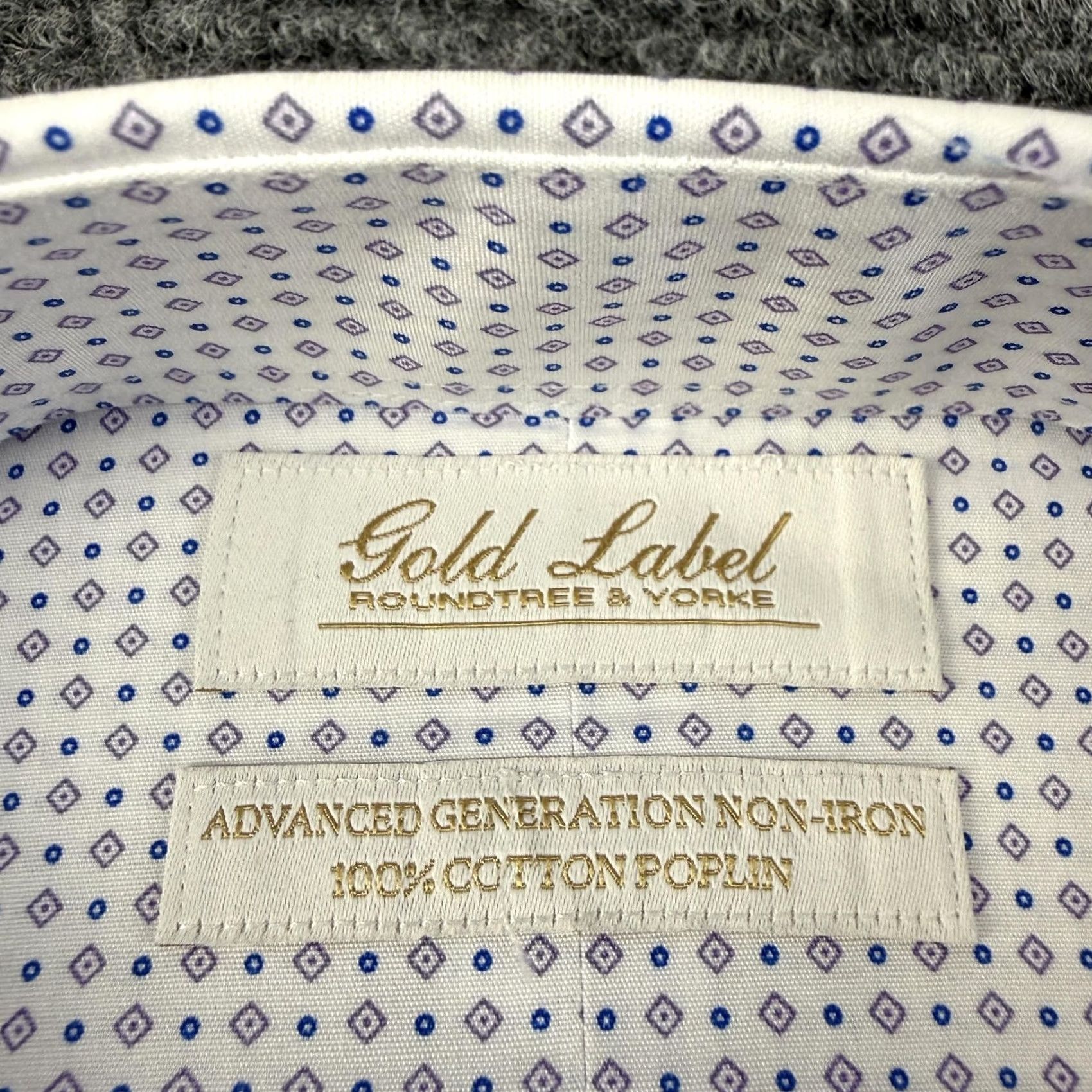 Roundtree & Yorke VINTAGE Roundtree & Yorke Gold Label Shirt Mens 18 36/37 Tall White Geometric Non-Iron Purple Accent Mens Size US XXL / EU 58 / 5 - 4 Thumbnail