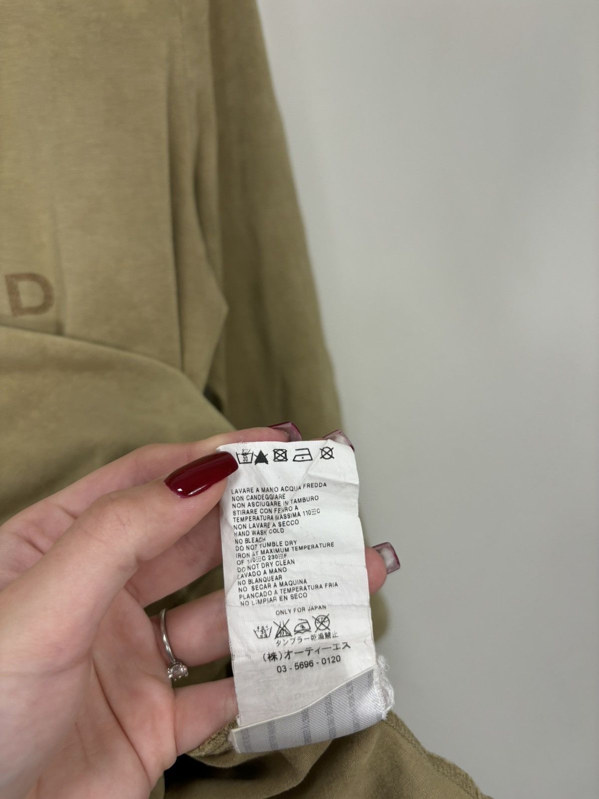 Max Mara Max Mara Weekend Big Logo V-Neck Luxury Long Sleeve T-Shirt Size L / US 10 / IT 46 - 12 Thumbnail