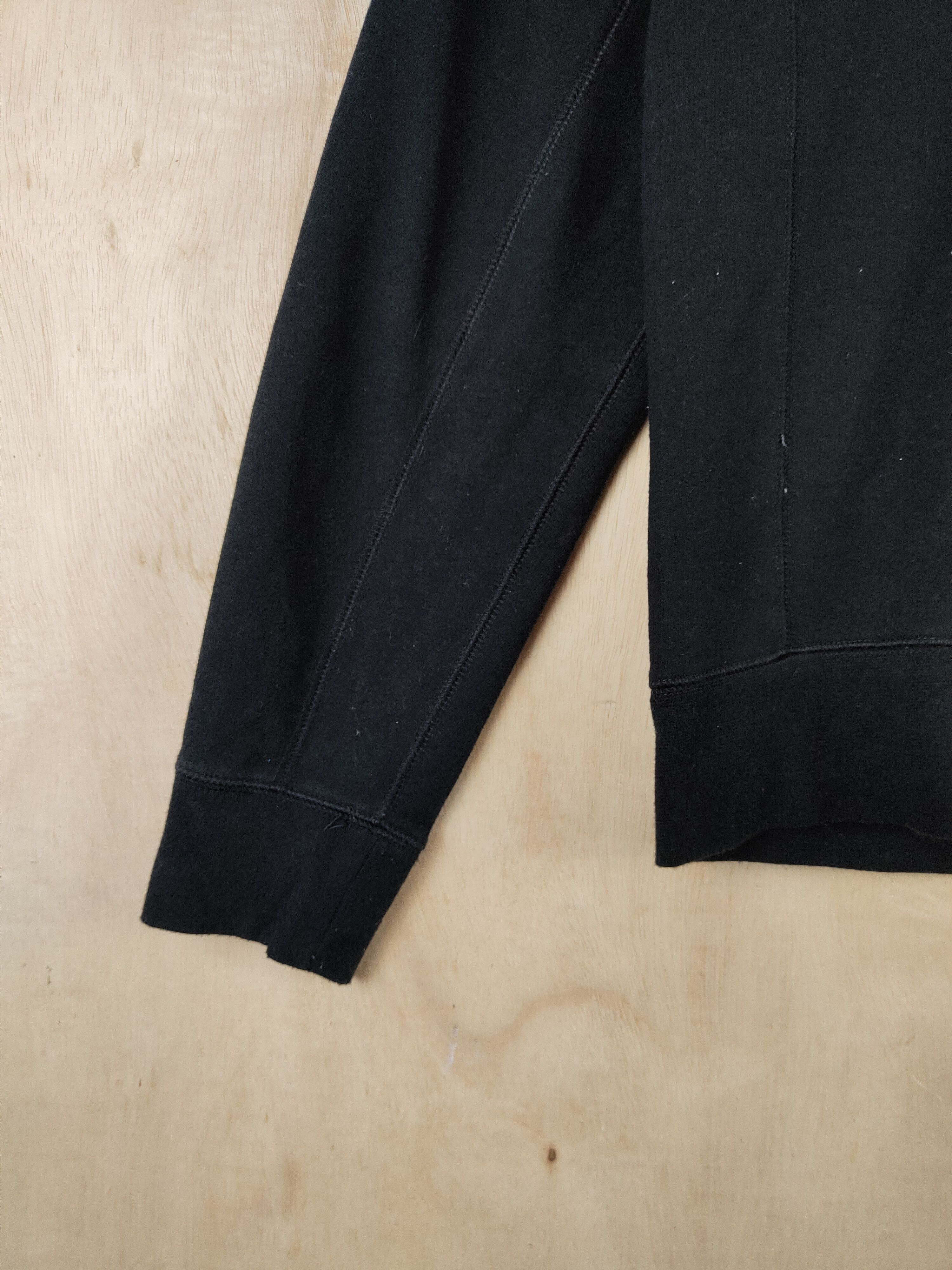Champion × Japanese Brand × Vintage Champion Black Sweatshirts #S2641 Size US S / EU 44-46 / 1 - 4 Thumbnail