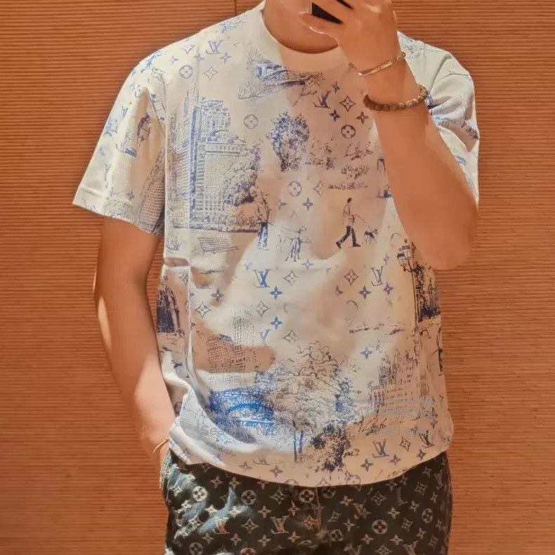Louis Vuitton Louis Vuitton Park printed short sleeves Size US L / EU 52-54 / 3 - 7 Thumbnail