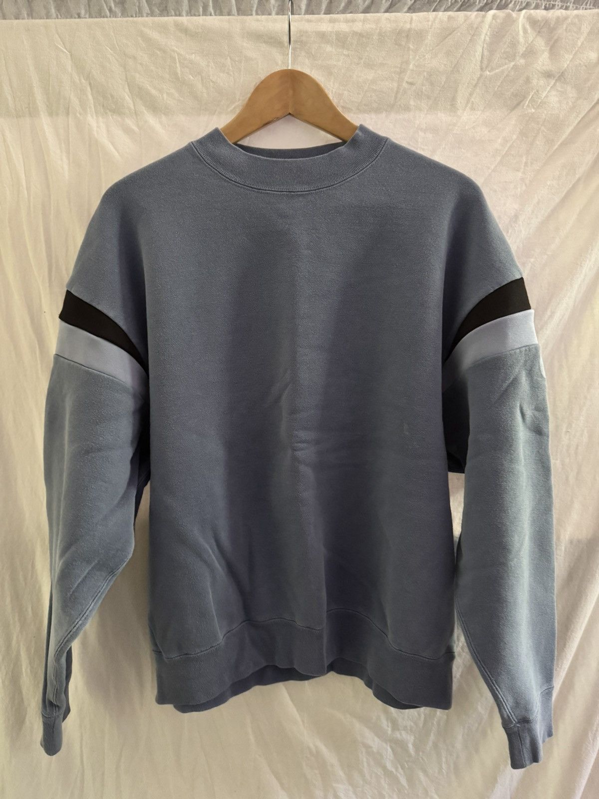 【希少】C.E CAVEMPT NIGHT VECTOR CREW NECK♪ Cav Empt Cav Empt Night Vector Crewneck Sweatshirt | Grailed