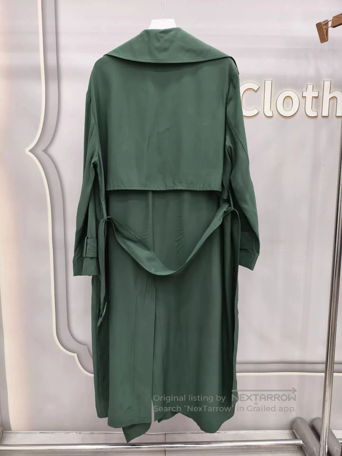 Japanese Brand Green Silk Trench Coat for Women. Size M / US 6-8 / IT 42-44 - 3 Thumbnail