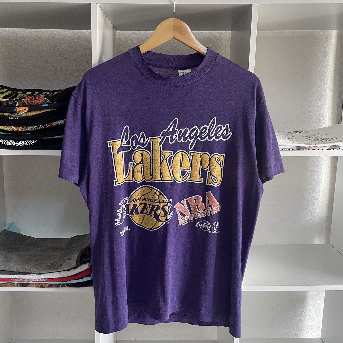NBA × Vintage 1991 Vintage NBA Los Angeles Lakers Tshirt American Sports Size US M / EU 48-50 / 2 - 1 Thumbnail