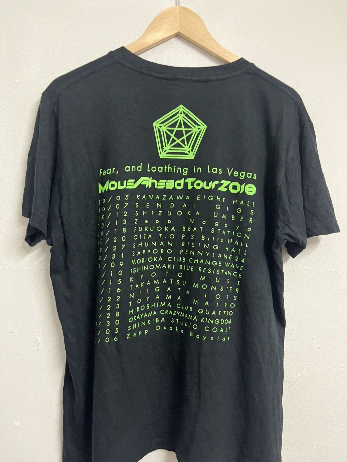Band Tees 💥Grailed Sale💥Fear And Loathing In Las Vegas Band T Shirts Size US XL / EU 56 / 4 - 7 Thumbnail