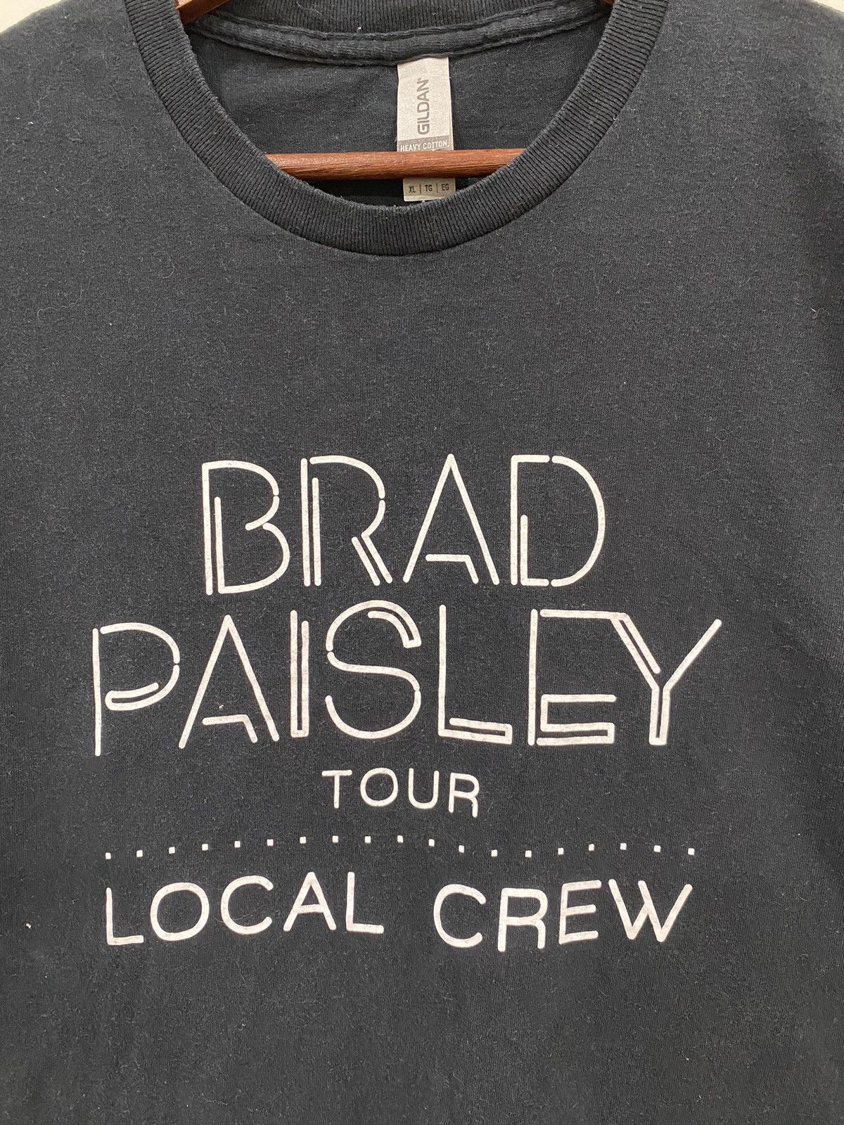 Band Tees Y2K Brad Paisley Tour Local Crew T Shirts Size US XL / EU 56 / 4 - 3 Thumbnail