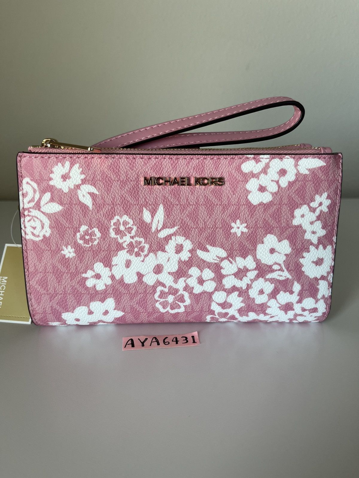Michael Kors Michael Kors Wallet Size ONE SIZE - 1 Thumbnail