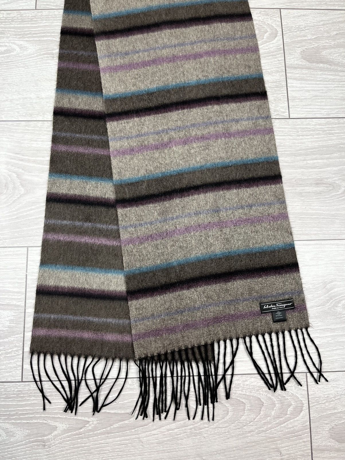 Salvatore Ferragamo Salvatore Ferragamo Cashmere Silk Luxury Mens Scarf Size ONE SIZE - 3 Thumbnail