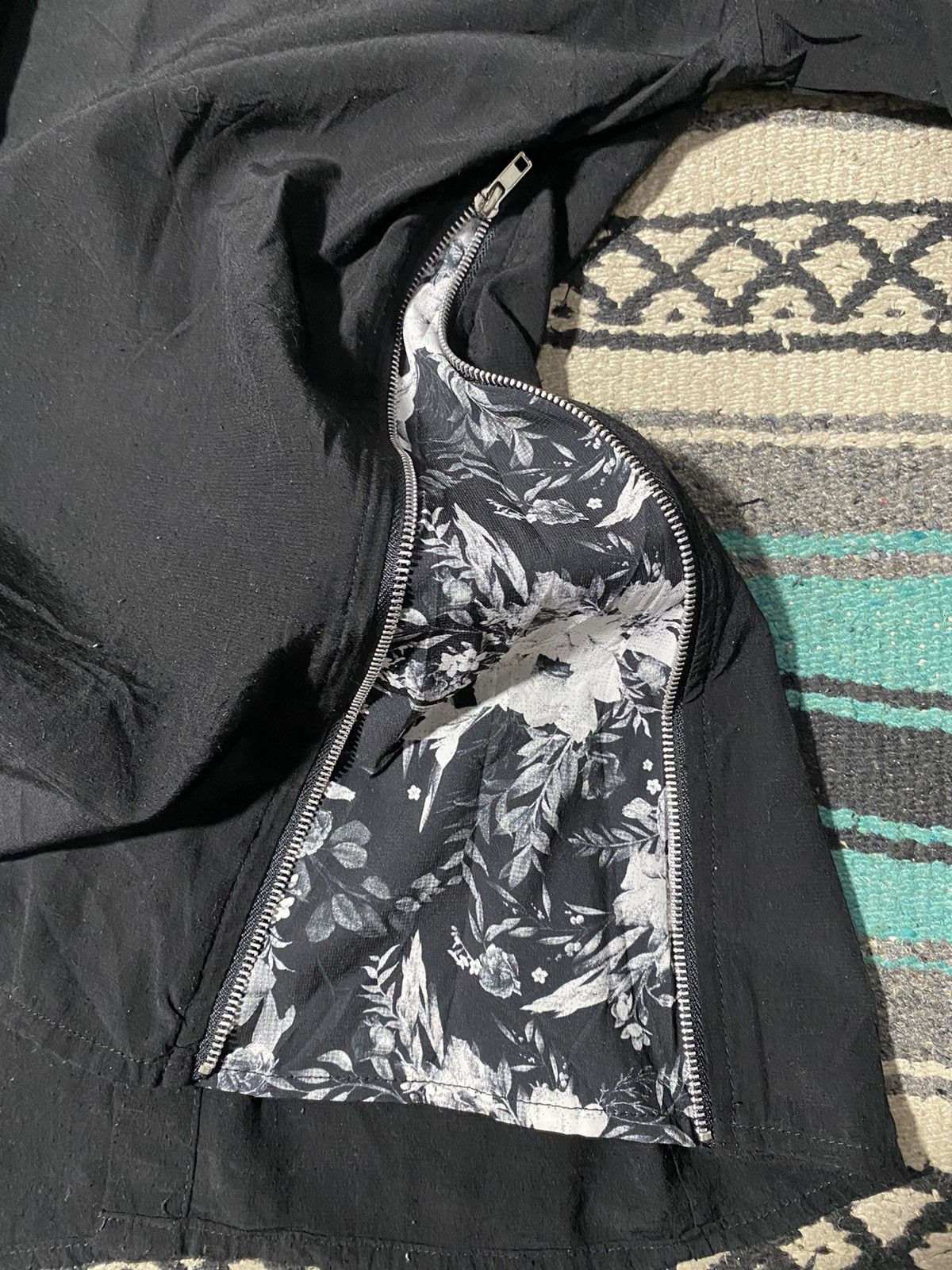 If Six Was Nine 2000s XFRM - Side Zipper Hidden Button Black Shirt Size US M / EU 48-50 / 2 - 7 Thumbnail