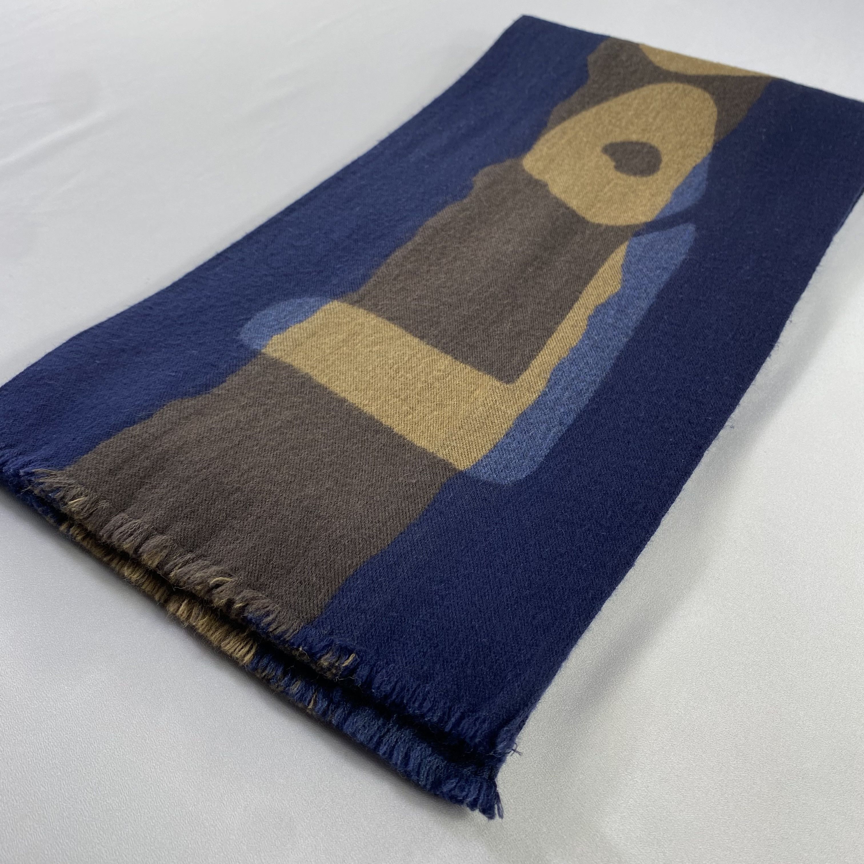 Louis Vuitton Louis Vuitton Scarf / Muffler / Neckwear Size ONE SIZE - 3 Thumbnail