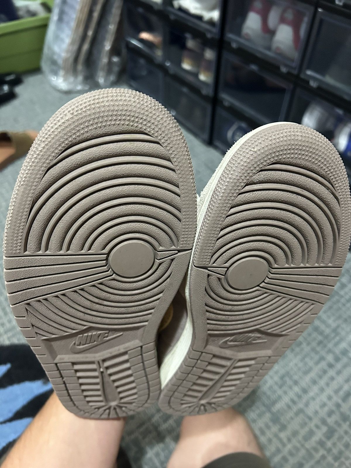 Jordan Brand × Nike Jordan 1 low SE craft Size US 10 / EU 43 - 6 Thumbnail